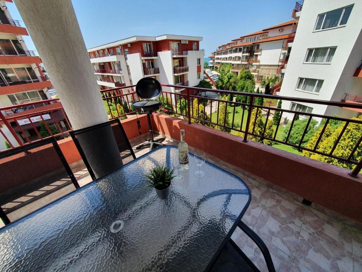 Apartmán TTT Burgas Exterior foto